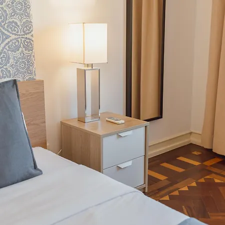 Areeiro Deluxe By Hosty * Lisboa